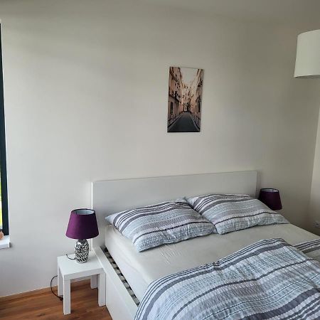 New Apartment In Karlin, Praha 8, Close To Center Kültér fotó
